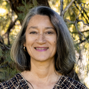 Headshot of Diana Vélez